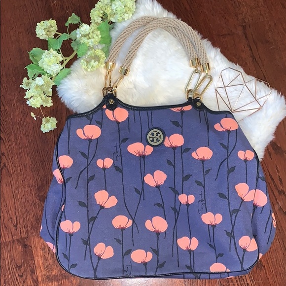 TORY BURCH Linen Tote - Picture 2 of 15